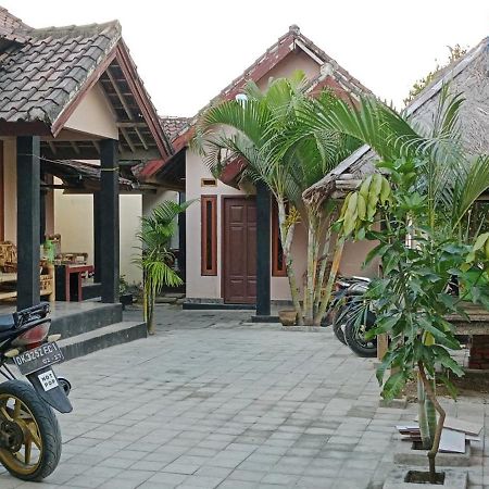 Defa Homestay Kuta  Екстериор снимка