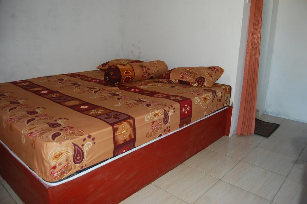 Defa Homestay Kuta  Стая снимка